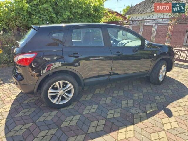 Черный Ниссан Кашкай, объемом двигателя 1.5 л и пробегом 201 тыс. км за 9950 $, фото 15 на Automoto.ua