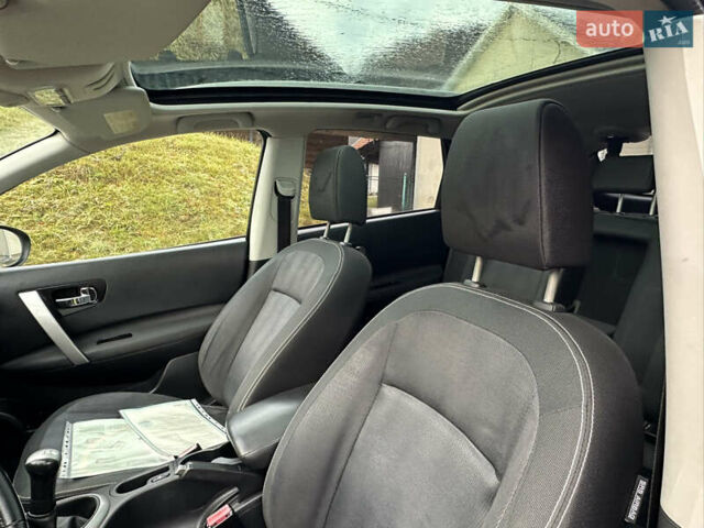Чорний Ніссан Кашкай, об'ємом двигуна 1.6 л та пробігом 239 тис. км за 9590 $, фото 41 на Automoto.ua