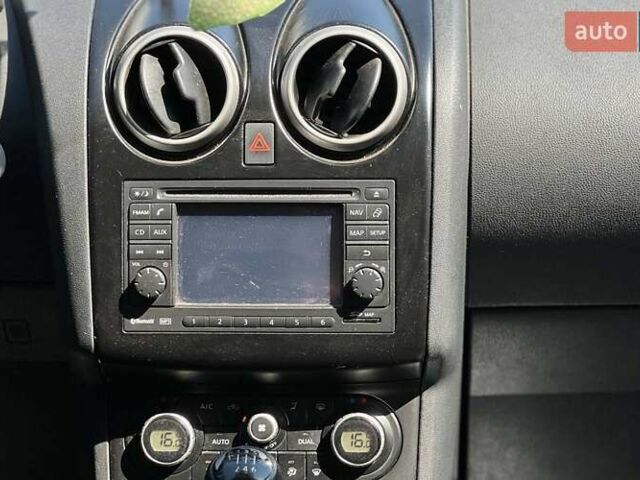 Черный Ниссан Кашкай, объемом двигателя 2 л и пробегом 236 тыс. км за 9600 $, фото 18 на Automoto.ua