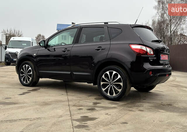 Черный Ниссан Кашкай, объемом двигателя 1.5 л и пробегом 196 тыс. км за 10800 $, фото 13 на Automoto.ua