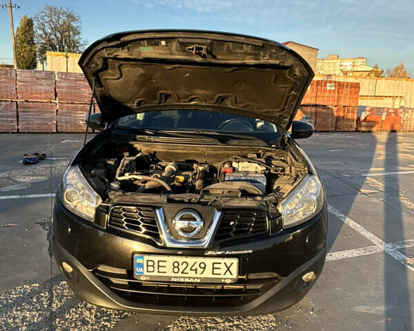 Черный Ниссан Кашкай, объемом двигателя 1.46 л и пробегом 261 тыс. км за 10700 $, фото 6 на Automoto.ua