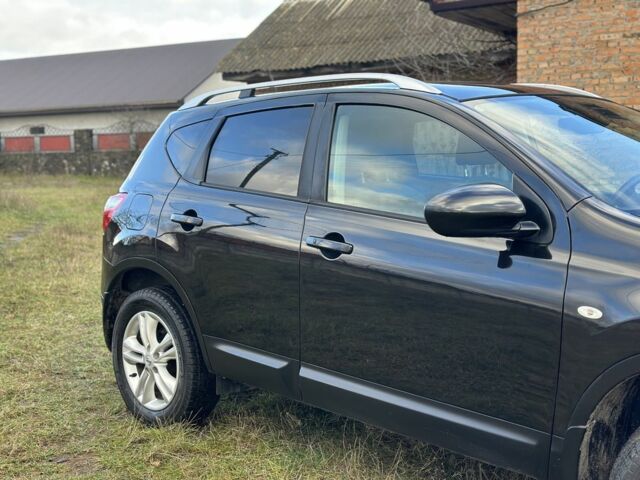 Черный Ниссан Кашкай, объемом двигателя 1.5 л и пробегом 241 тыс. км за 10500 $, фото 6 на Automoto.ua