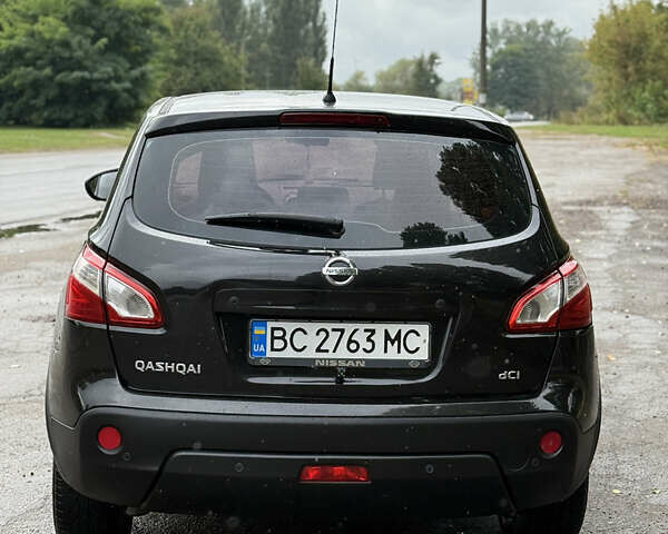 Чорний Ніссан Кашкай, об'ємом двигуна 1.46 л та пробігом 221 тис. км за 9999 $, фото 3 на Automoto.ua