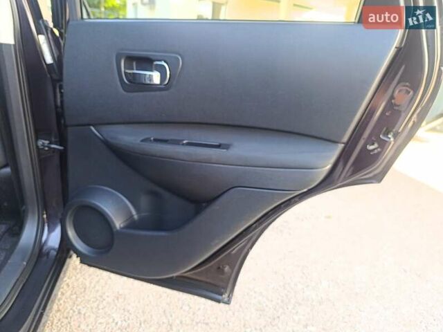 Чорний Ніссан Кашкай, об'ємом двигуна 1.6 л та пробігом 245 тис. км за 11200 $, фото 26 на Automoto.ua