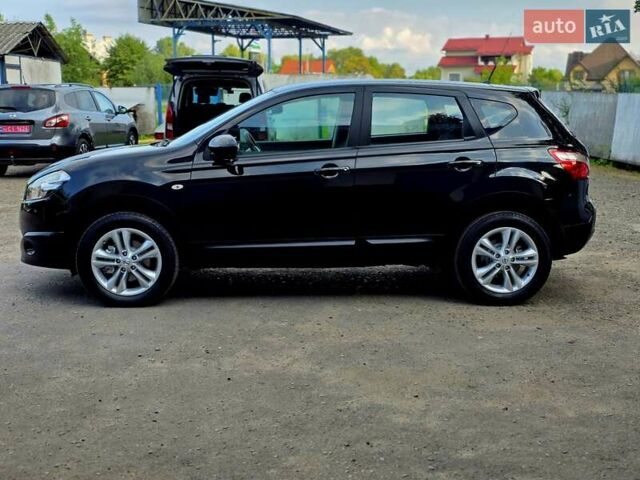 Чорний Ніссан Кашкай, об'ємом двигуна 2 л та пробігом 254 тис. км за 11800 $, фото 1 на Automoto.ua
