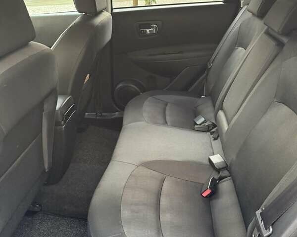 Черный Ниссан Кашкай, объемом двигателя 2 л и пробегом 231 тыс. км за 12700 $, фото 10 на Automoto.ua