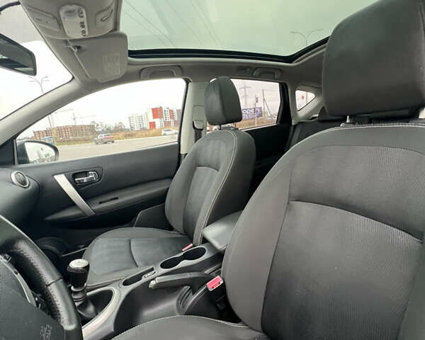 Черный Ниссан Кашкай, объемом двигателя 1.5 л и пробегом 234 тыс. км за 10555 $, фото 16 на Automoto.ua