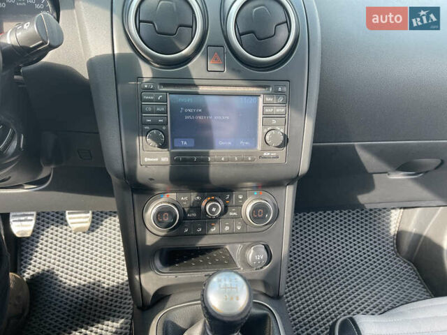 Черный Ниссан Кашкай, объемом двигателя 1.5 л и пробегом 218 тыс. км за 11800 $, фото 12 на Automoto.ua