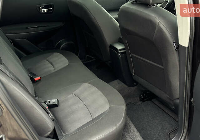 Черный Ниссан Кашкай, объемом двигателя 1.5 л и пробегом 196 тыс. км за 10800 $, фото 53 на Automoto.ua