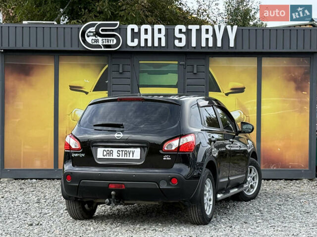 Черный Ниссан Кашкай, объемом двигателя 2 л и пробегом 174 тыс. км за 10999 $, фото 2 на Automoto.ua