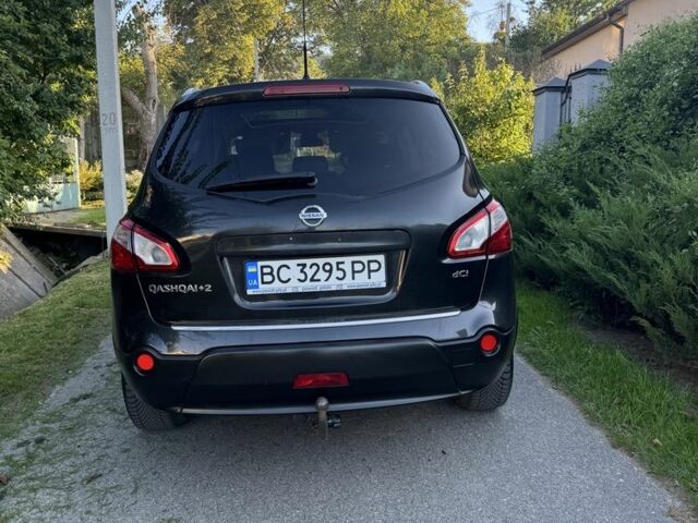 Черный Ниссан Кашкай, объемом двигателя 1.6 л и пробегом 295 тыс. км за 12200 $, фото 4 на Automoto.ua