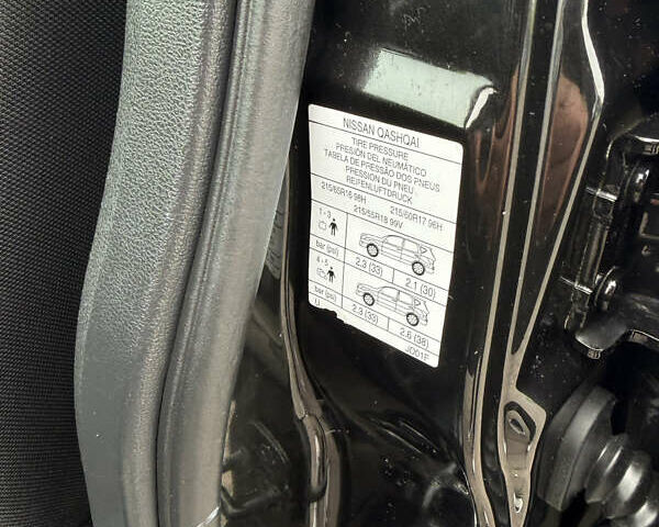 Чорний Ніссан Кашкай, об'ємом двигуна 1.6 л та пробігом 178 тис. км за 12200 $, фото 104 на Automoto.ua