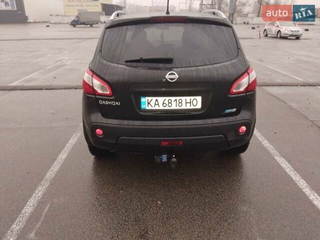 Черный Ниссан Кашкай, объемом двигателя 1.6 л и пробегом 238 тыс. км за 10200 $, фото 2 на Automoto.ua