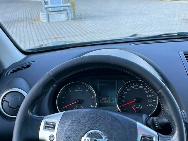 Чорний Ніссан Кашкай, об'ємом двигуна 1.6 л та пробігом 285 тис. км за 11600 $, фото 6 на Automoto.ua