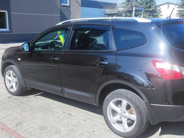 Черный Ниссан Кашкай, объемом двигателя 1.6 л и пробегом 247 тыс. км за 11350 $, фото 1 на Automoto.ua