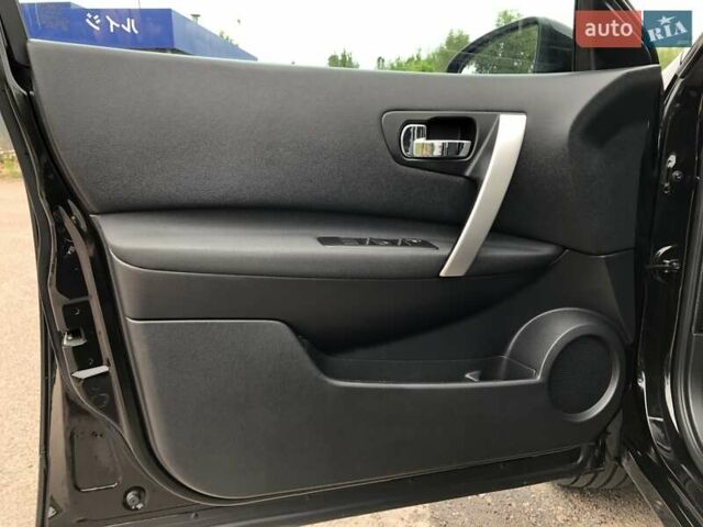 Черный Ниссан Кашкай, объемом двигателя 2 л и пробегом 184 тыс. км за 13600 $, фото 41 на Automoto.ua