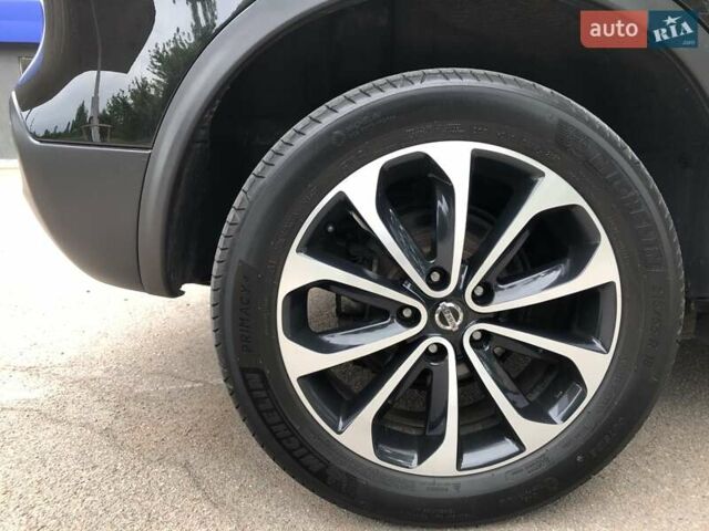 Черный Ниссан Кашкай, объемом двигателя 2 л и пробегом 184 тыс. км за 13600 $, фото 131 на Automoto.ua