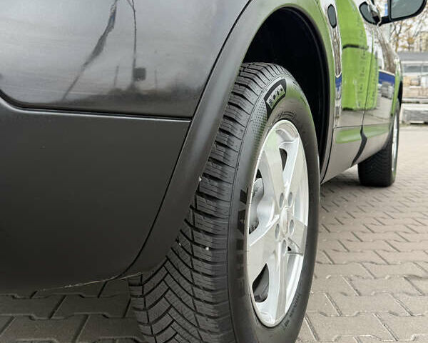 Чорний Ніссан Кашкай, об'ємом двигуна 1.6 л та пробігом 178 тис. км за 12200 $, фото 89 на Automoto.ua