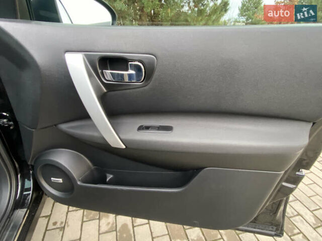 Черный Ниссан Кашкай, объемом двигателя 1.5 л и пробегом 208 тыс. км за 11700 $, фото 16 на Automoto.ua