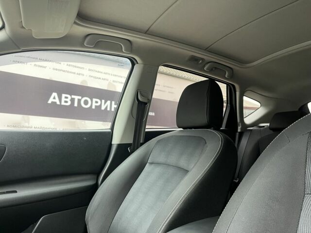 Черный Ниссан Кашкай, объемом двигателя 1.6 л и пробегом 219 тыс. км за 11350 $, фото 18 на Automoto.ua