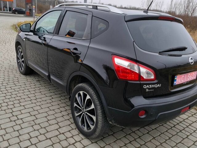 Черный Ниссан Кашкай, объемом двигателя 1.6 л и пробегом 236 тыс. км за 10700 $, фото 7 на Automoto.ua