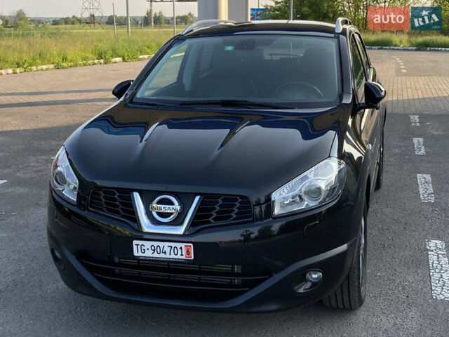Черный Ниссан Кашкай, объемом двигателя 1.6 л и пробегом 231 тыс. км за 11700 $, фото 2 на Automoto.ua