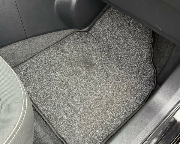 Чорний Ніссан Кашкай, об'ємом двигуна 1.6 л та пробігом 178 тис. км за 12200 $, фото 85 на Automoto.ua