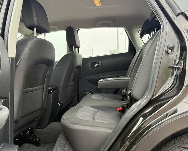 Чорний Ніссан Кашкай, об'ємом двигуна 1.6 л та пробігом 178 тис. км за 12200 $, фото 48 на Automoto.ua