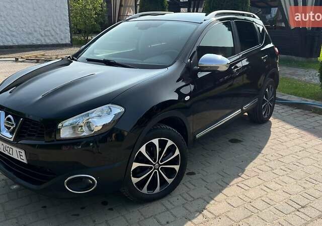 Чорний Ніссан Кашкай, об'ємом двигуна 1.6 л та пробігом 195 тис. км за 11780 $, фото 3 на Automoto.ua