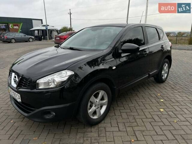 Черный Ниссан Кашкай, объемом двигателя 1.6 л и пробегом 196 тыс. км за 10500 $, фото 1 на Automoto.ua