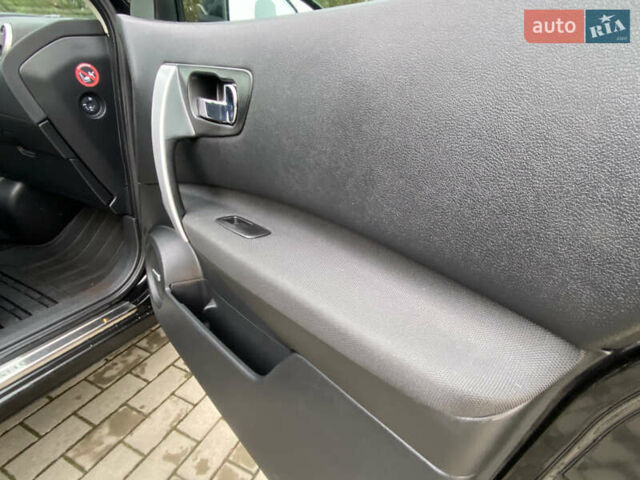 Черный Ниссан Кашкай, объемом двигателя 1.5 л и пробегом 208 тыс. км за 11700 $, фото 15 на Automoto.ua