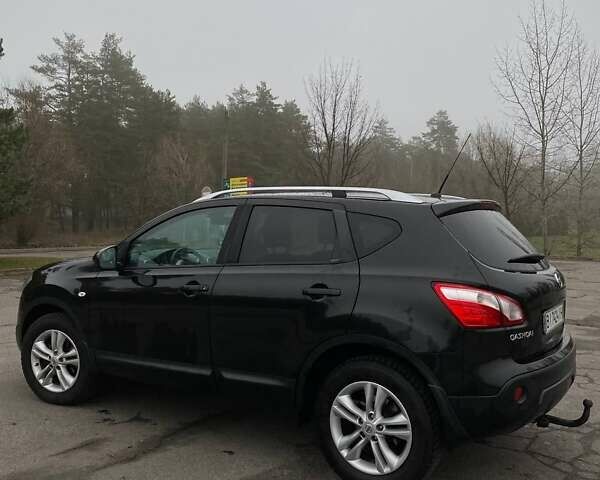 Черный Ниссан Кашкай, объемом двигателя 1.6 л и пробегом 252 тыс. км за 11700 $, фото 6 на Automoto.ua