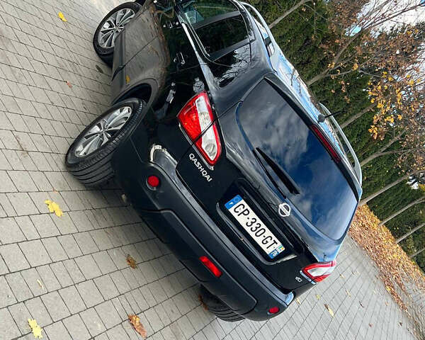 Чорний Ніссан Кашкай, об'ємом двигуна 2 л та пробігом 240 тис. км за 12900 $, фото 5 на Automoto.ua