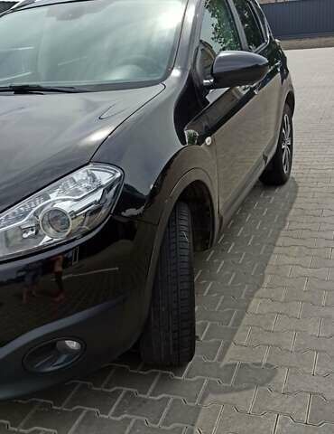 Чорний Ніссан Кашкай, об'ємом двигуна 1.5 л та пробігом 208 тис. км за 10500 $, фото 6 на Automoto.ua