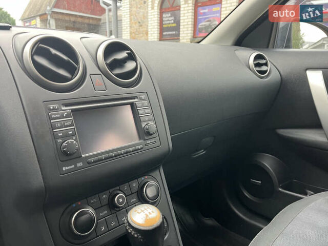 Черный Ниссан Кашкай, объемом двигателя 1.6 л и пробегом 219 тыс. км за 11350 $, фото 16 на Automoto.ua