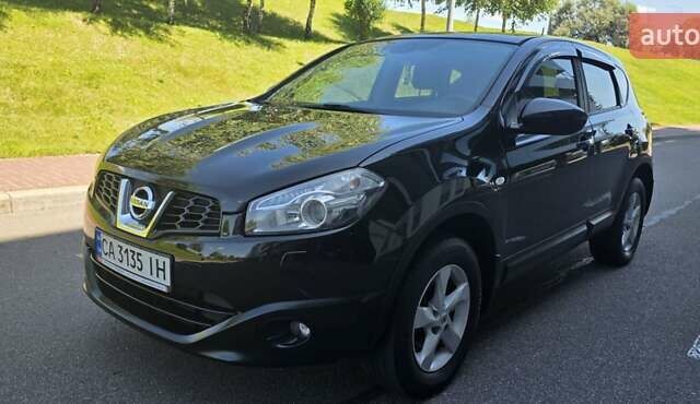 Черный Ниссан Кашкай, объемом двигателя 2 л и пробегом 210 тыс. км за 11500 $, фото 3 на Automoto.ua