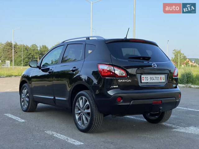 Черный Ниссан Кашкай, объемом двигателя 1.6 л и пробегом 231 тыс. км за 11700 $, фото 7 на Automoto.ua