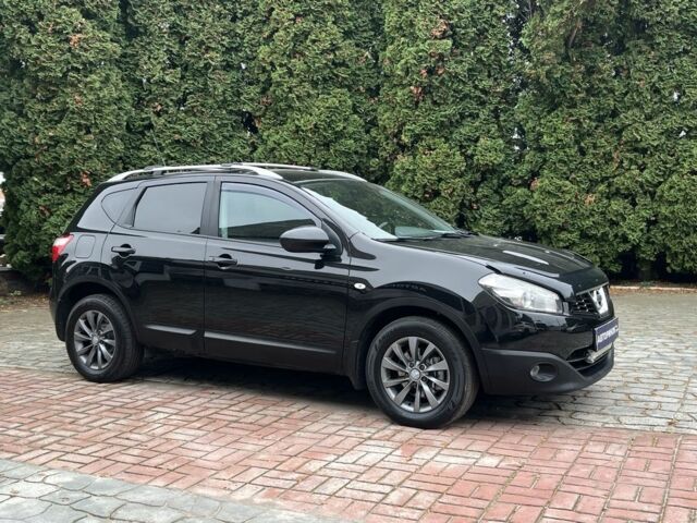 Черный Ниссан Кашкай, объемом двигателя 1.6 л и пробегом 219 тыс. км за 11350 $, фото 1 на Automoto.ua