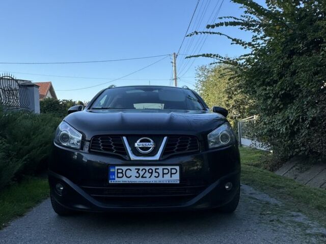 Черный Ниссан Кашкай, объемом двигателя 1.6 л и пробегом 295 тыс. км за 12200 $, фото 6 на Automoto.ua