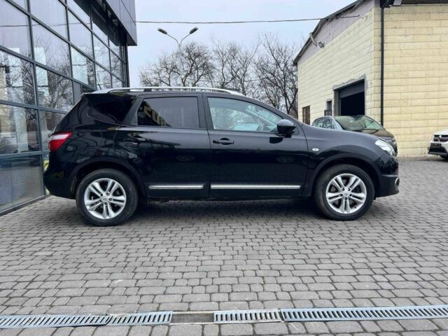 Черный Ниссан Кашкай, объемом двигателя 1.6 л и пробегом 248 тыс. км за 12000 $, фото 7 на Automoto.ua