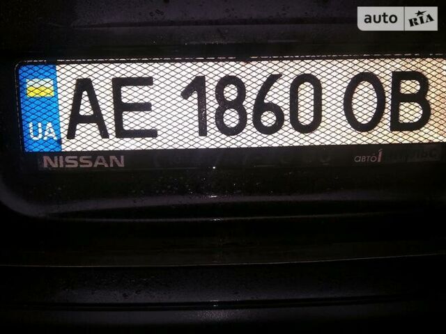Чорний Ніссан Кашкай, об'ємом двигуна 2 л та пробігом 175 тис. км за 11000 $, фото 6 на Automoto.ua