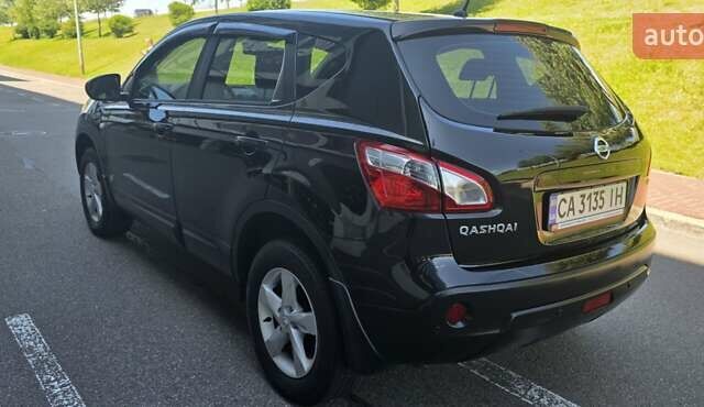 Черный Ниссан Кашкай, объемом двигателя 2 л и пробегом 210 тыс. км за 11500 $, фото 6 на Automoto.ua