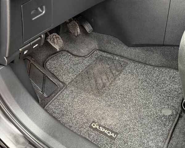 Чорний Ніссан Кашкай, об'ємом двигуна 1.6 л та пробігом 178 тис. км за 12200 $, фото 39 на Automoto.ua