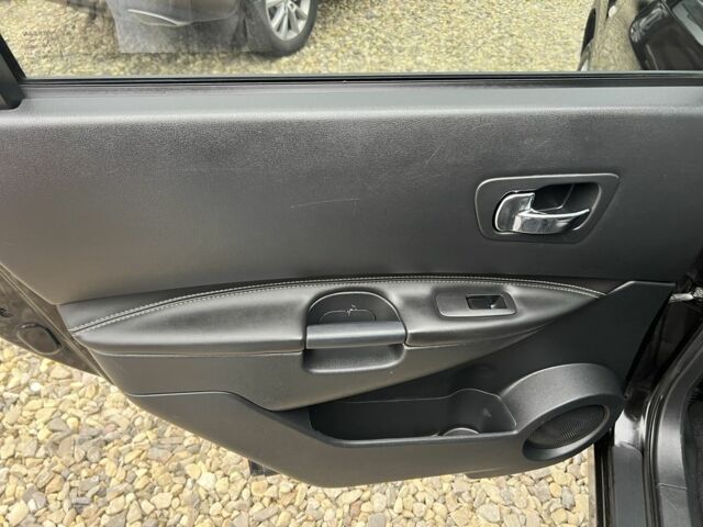 Черный Ниссан Кашкай, объемом двигателя 2 л и пробегом 204 тыс. км за 10999 $, фото 16 на Automoto.ua