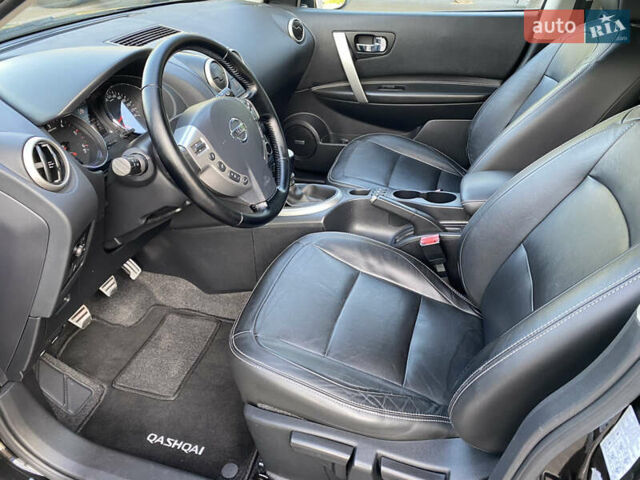 Черный Ниссан Кашкай, объемом двигателя 1.6 л и пробегом 231 тыс. км за 11700 $, фото 18 на Automoto.ua