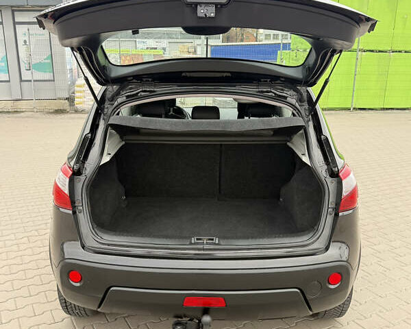 Чорний Ніссан Кашкай, об'ємом двигуна 1.6 л та пробігом 178 тис. км за 12200 $, фото 10 на Automoto.ua