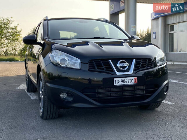 Черный Ниссан Кашкай, объемом двигателя 1.6 л и пробегом 231 тыс. км за 11700 $, фото 1 на Automoto.ua