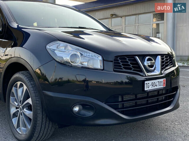 Черный Ниссан Кашкай, объемом двигателя 1.6 л и пробегом 231 тыс. км за 11700 $, фото 17 на Automoto.ua