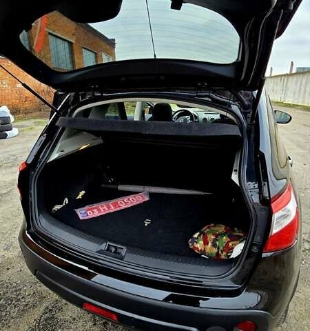 Черный Ниссан Кашкай, объемом двигателя 2 л и пробегом 202 тыс. км за 12500 $, фото 5 на Automoto.ua