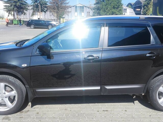 Черный Ниссан Кашкай, объемом двигателя 1.6 л и пробегом 247 тыс. км за 11350 $, фото 2 на Automoto.ua